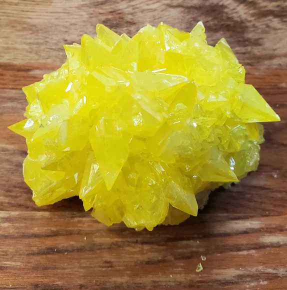 Sulfur Crystals on Matrix 0.61 lbs - Picture 16 of 17